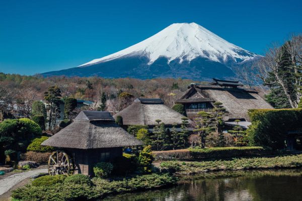 The,Ancient,Oshino,Hakkai,Village,With,Mt.,Fuji,In,Autumn